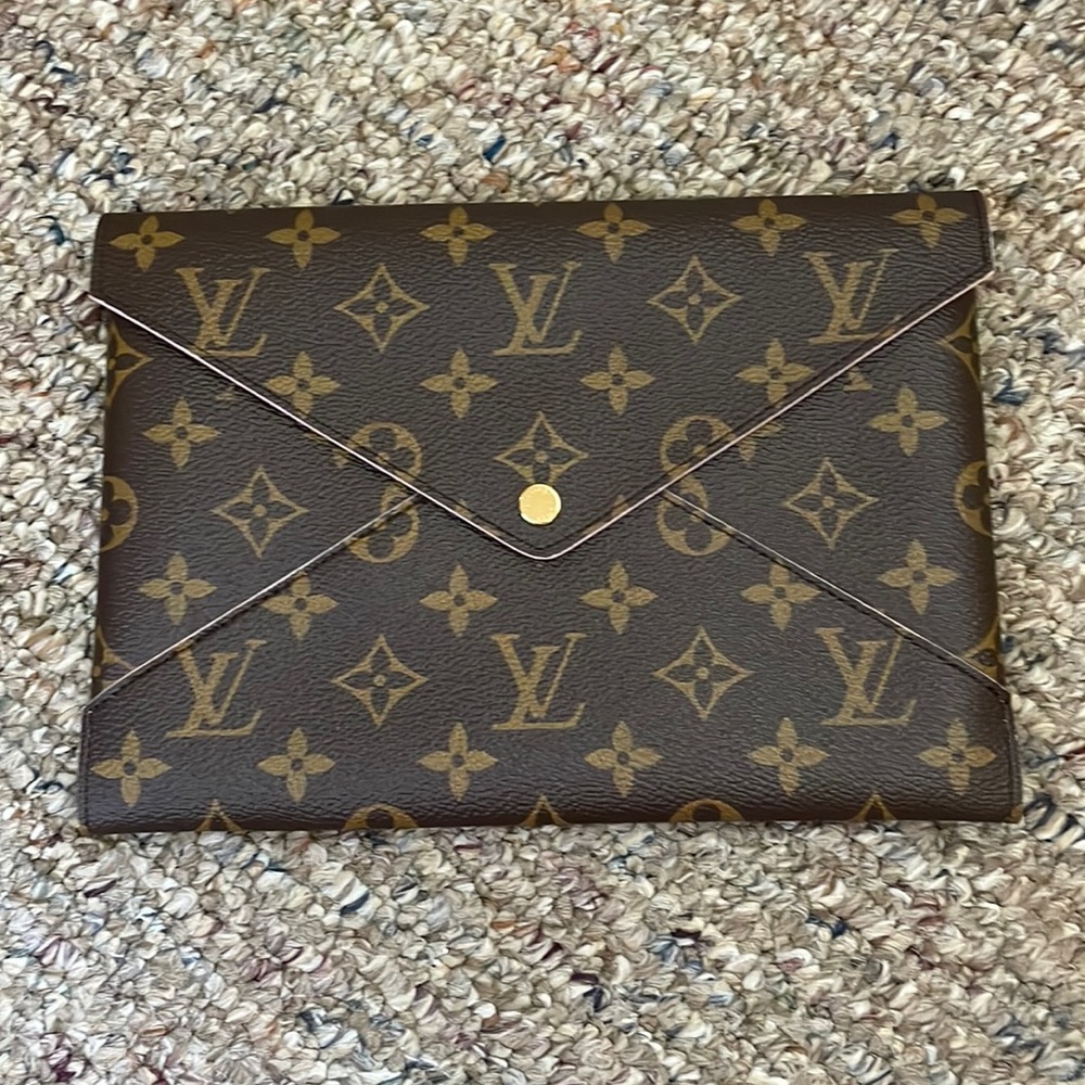 Kiragami pouch